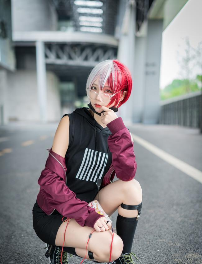 我的英雄学院:轰焦冻cosplay男装大佬,还是小姐姐还原