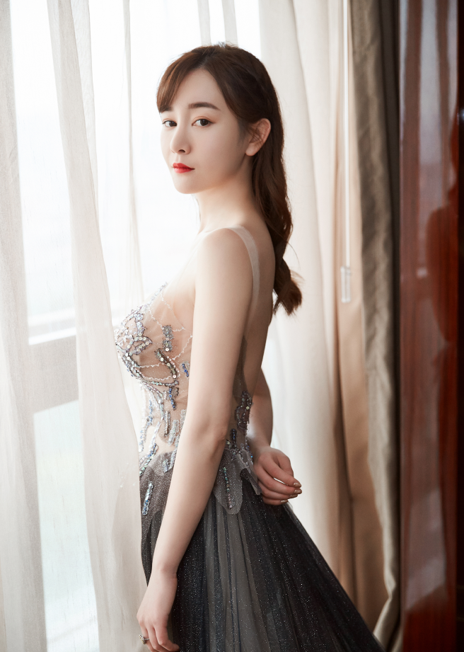 娱乐圈容貌与智慧并存,却依旧温不火的十大悲催女星