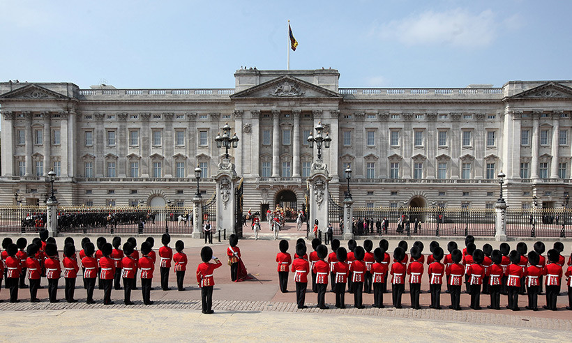 英国女王的白金汉宫有六个小秘密:宫里有atm取款机;还有邮局
