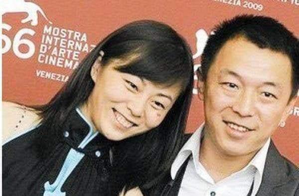 王迅前妻去世,疑似和现任妻子分居,和神秘美女约饭7小时被拍