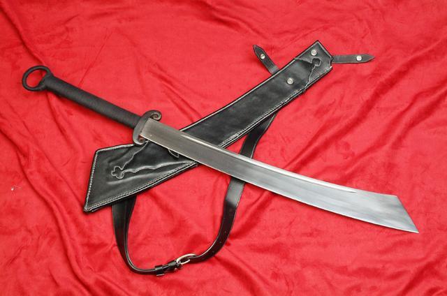 日本武士刀堪称工艺精品,但存在两大软肋,二战不敌中国大刀