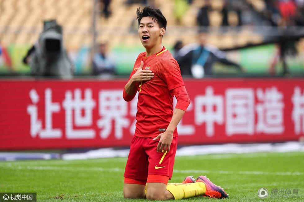 国足点杀克罗地亚 王靖斌神奇救主