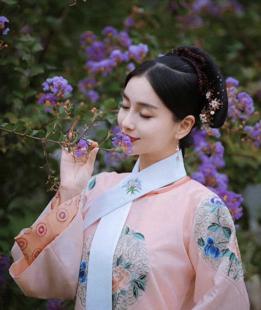 angelababy首部清宫戏《遇见天坛》剧照曝光?原来不是