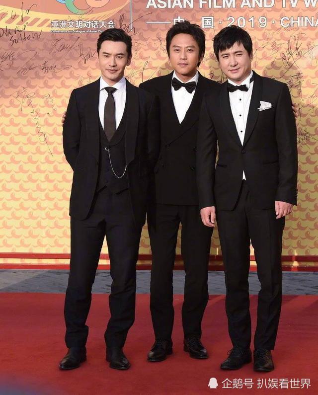 黄晓明沈腾邓超,三人官方身高都为180,同框后身高差距