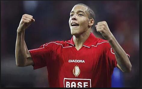 [球探]心属曼联却赴中超 妖人PK暴力鸟争亚洲