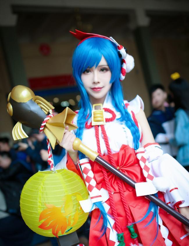 王者荣耀:大乔·伊势巫女cosplay