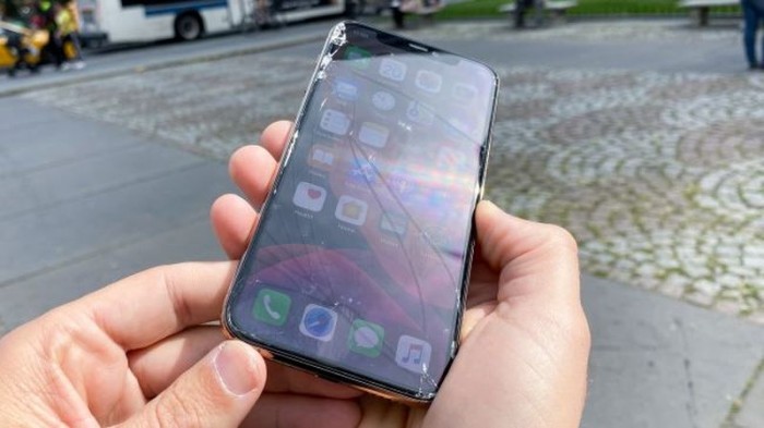 机身太重致多部iphone11摔碎:苹果维修费最贵4659元