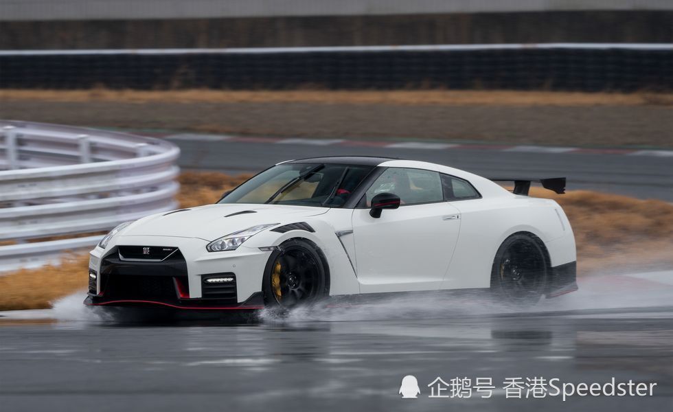 日产gtr,gtr,r35,nisan