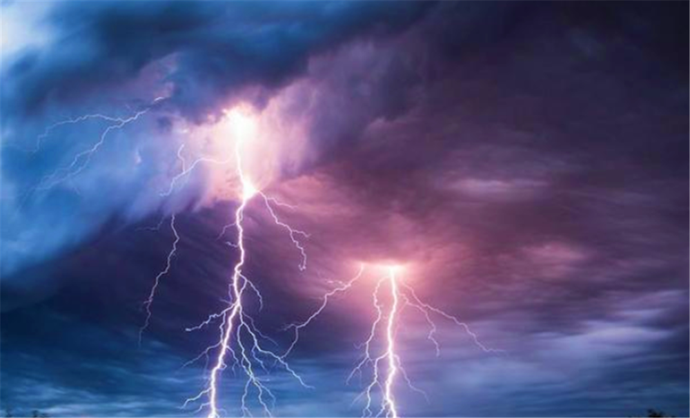 地球上每天都在打雷,我们人类能从闪电中,获取电能吗?