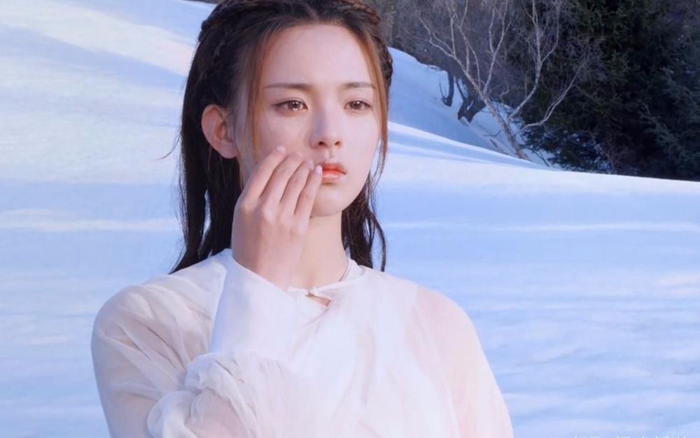 杨超越,娱乐圈,神医凰后,杀青,仲夏满天心,古装剧