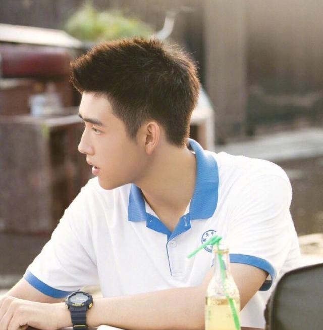 陈飞宇