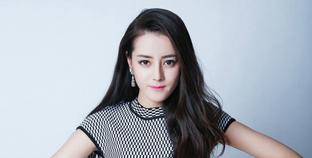 迪丽热巴高清写真,美出新高度