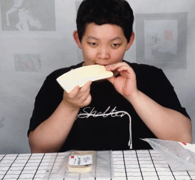 内蒙吃奶文化是门解构主义艺术