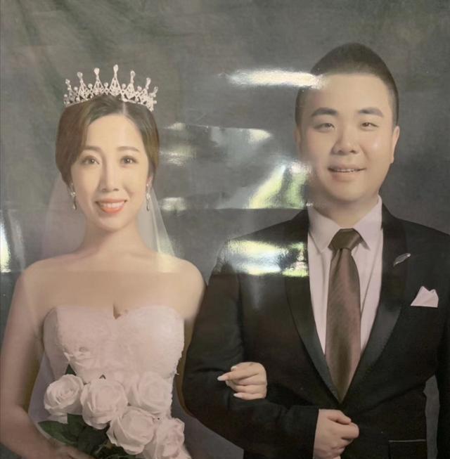 德云社朱鹤松官宣结婚,阎鹤祥却被催婚,评论区成亮点