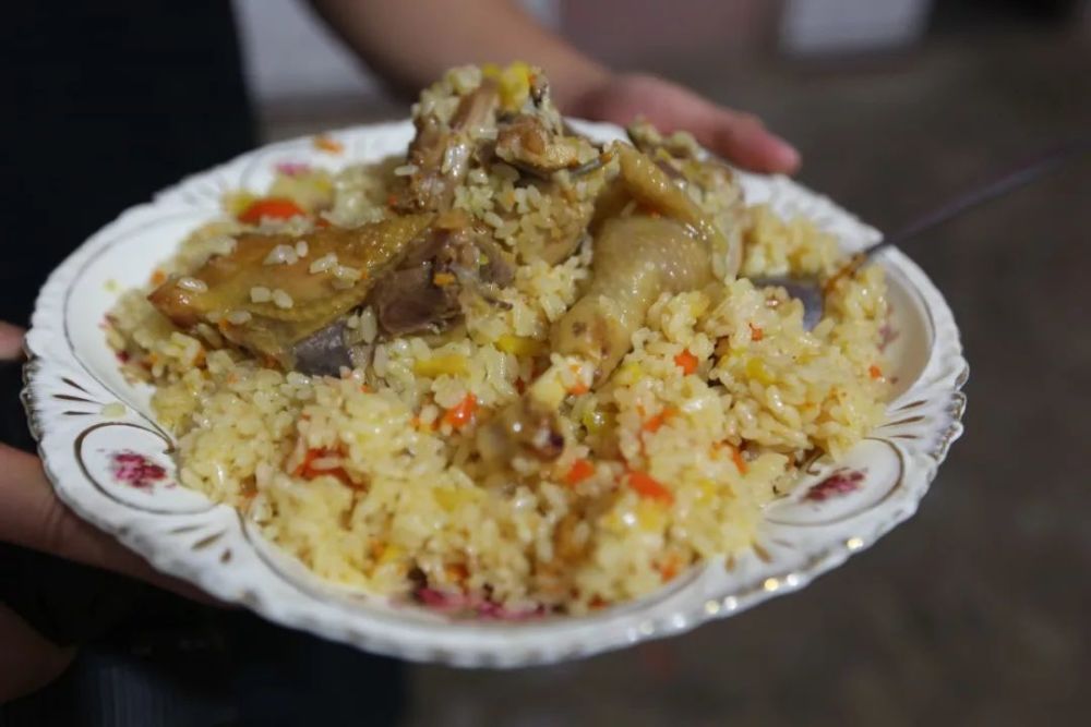 吃抓饭不稀奇,可鸡肉抓饭你吃过没!看完不饿算我输!