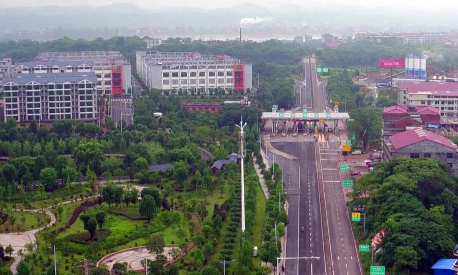 湖南衡阳祁东县数一数二的大镇,位于"半岛"上,拥有工业园区