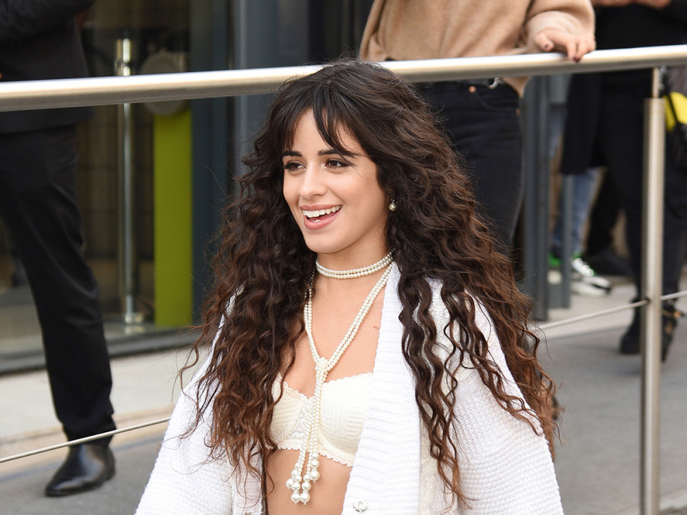 camilacabello怀孕,camilacabello百科 内衣,卡妹,造型,萌德,camila cabello