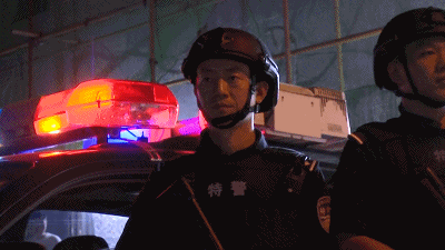 荆州警方出动226人突袭清查 一夜抓走72人(图4)