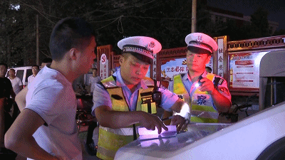 荆州警方出动226人突袭清查 一夜抓走72人(图10)