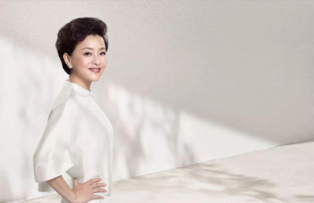 50岁的杨澜:你的精致,见证了你的成长