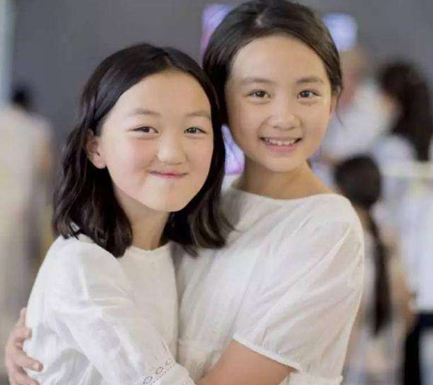 窦靖童:我没吃过苦,李嫣:我不需要什么能力,性格也很王菲了