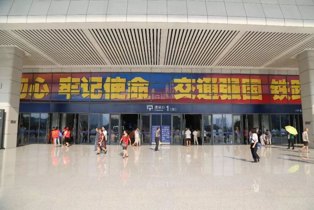 今天,柳州火车站东站房正式启用!最新进出站攻略抢先看!