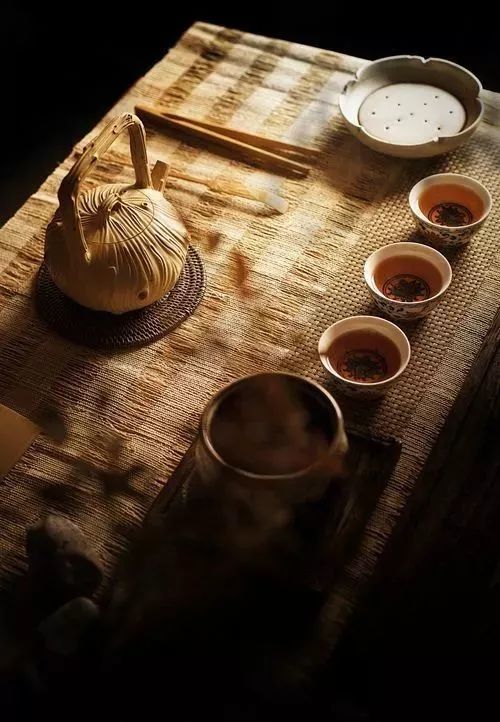 茶是对四季记忆的收藏