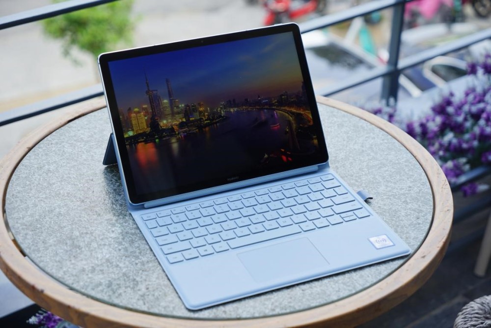 华为matebook e脱颖而出,鸿蒙被猜测用于笔记本