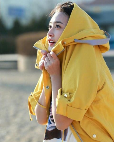 最强00后戏骨中戏报道,1岁拍广告6岁拍电视剧,也是获奖无数