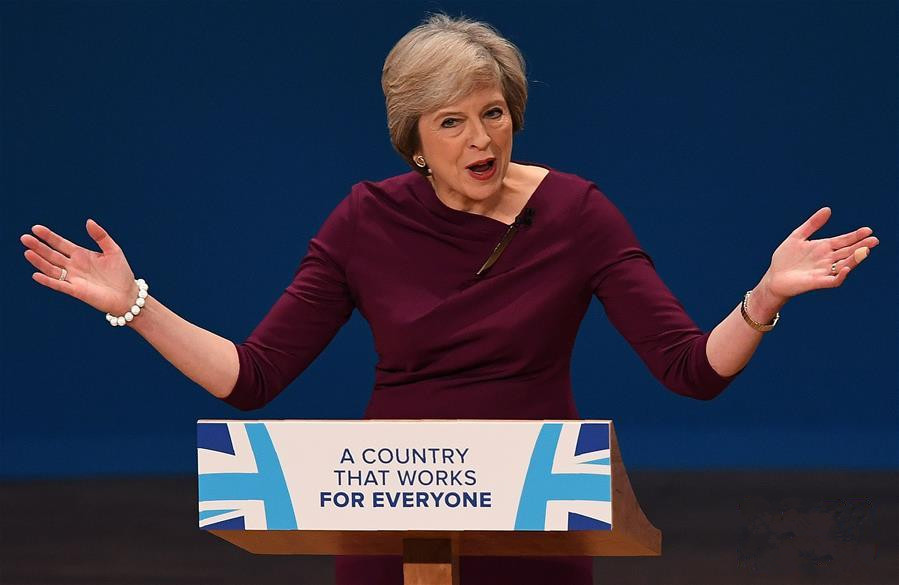 英国试射核导弹失误飞向美国本土 政府涉嫌隐