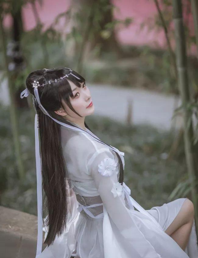 唯美古风cos:素问小姐姐,一身白衣充满仙气