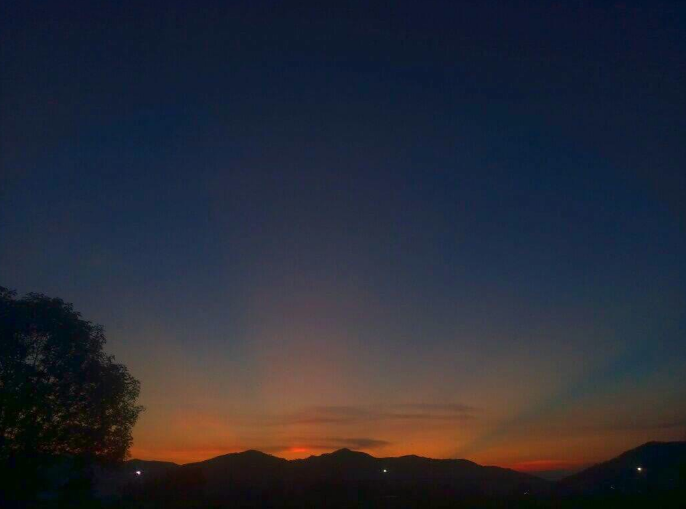 治愈系·夕阳·背景图:生活给过你的累,我以快乐加倍给你!