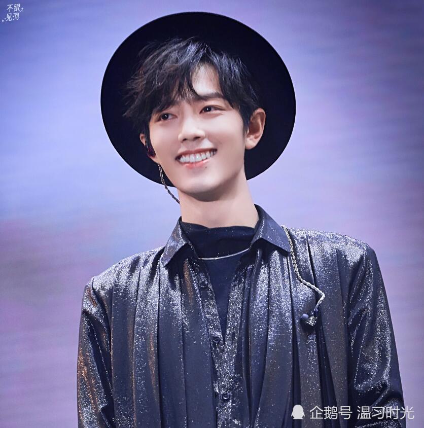 肖战28岁生日,连续四年在工作中度过,每个生日见证事业的成长