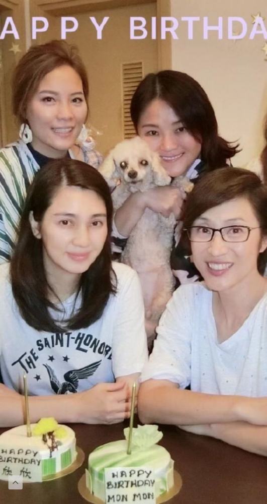 陈法蓉洪欣提前庆生,两人都是十月份生日,这p图技术太