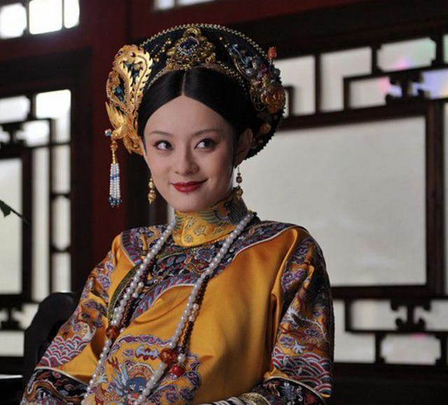 正说钮钴禄甄嬛:身世谜团最多,大清最高寿的崇庆皇太后