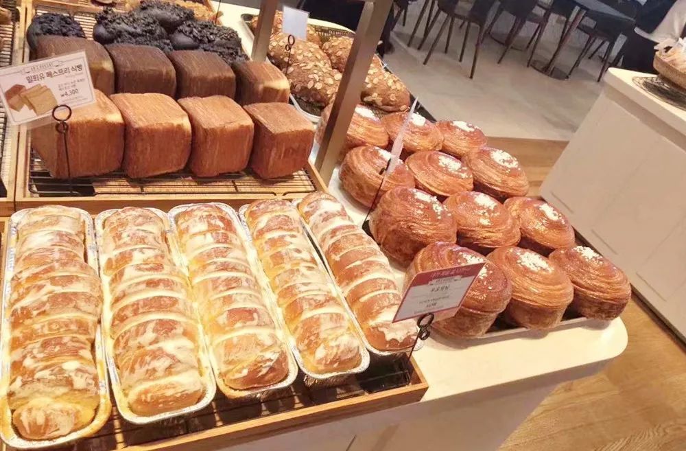 想要靠烘焙打开市场,并且成功创立10家全国知名的连锁饼店an"s bakery