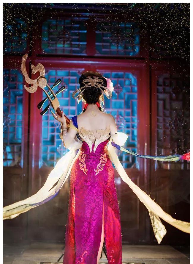 王者荣耀霓裳曲杨玉环cos长腿仙女侧颜100分