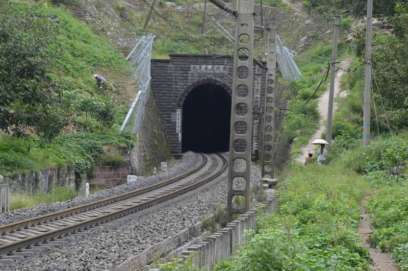 隧道,奶奶包,火车,地铁