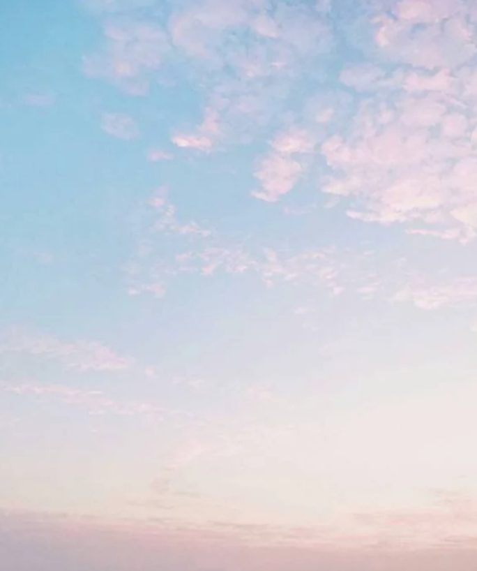 超火 天空 背景图 我是你的触手可及 你是我的水中捞月 看点快报