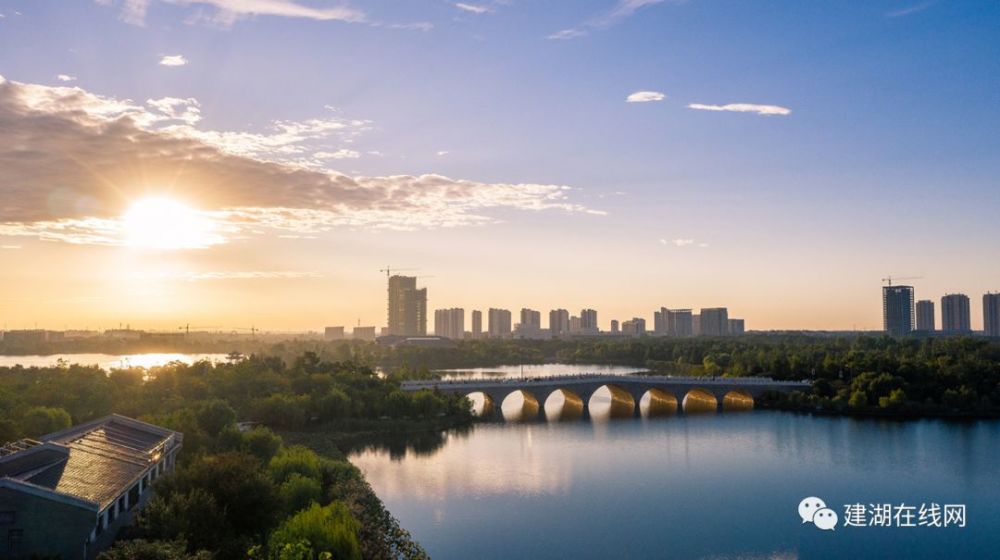 江苏建湖:双湖湖水清如许 为有源头活水来