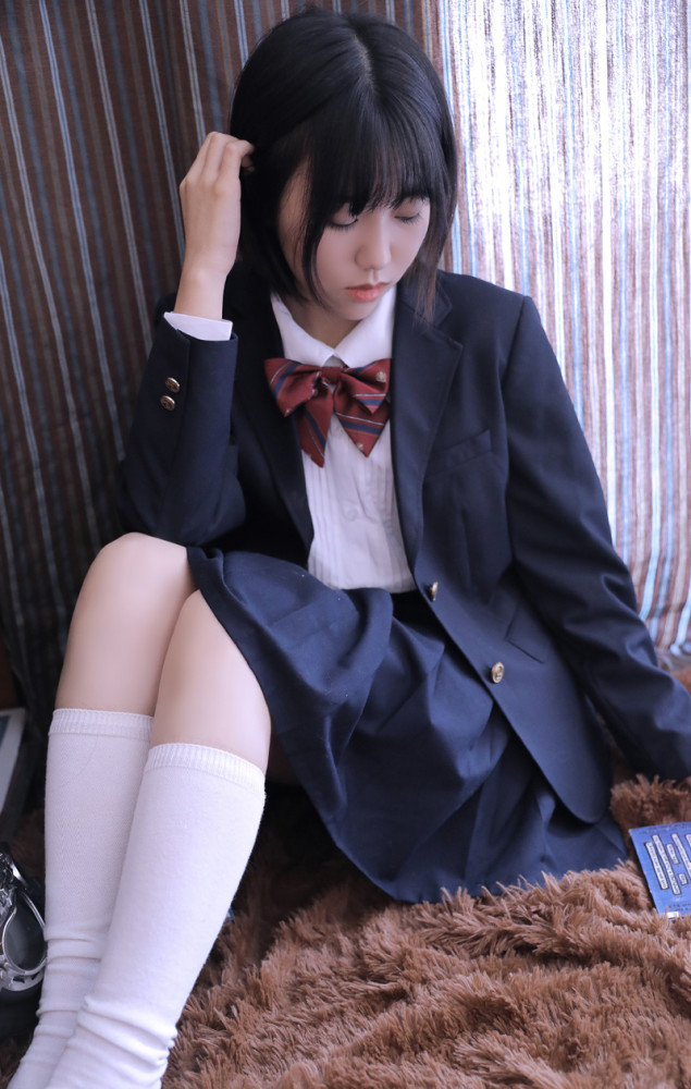 jk制服美少女:我想给你买很多jk制服,让你成为最漂亮的美少女