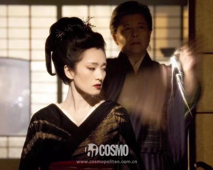 巩俐演郎平,这个细节就让所有人服