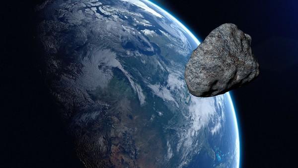时速4万公里小行星往地球飞 Nasa 擦肩之后26年会再来 看点快报