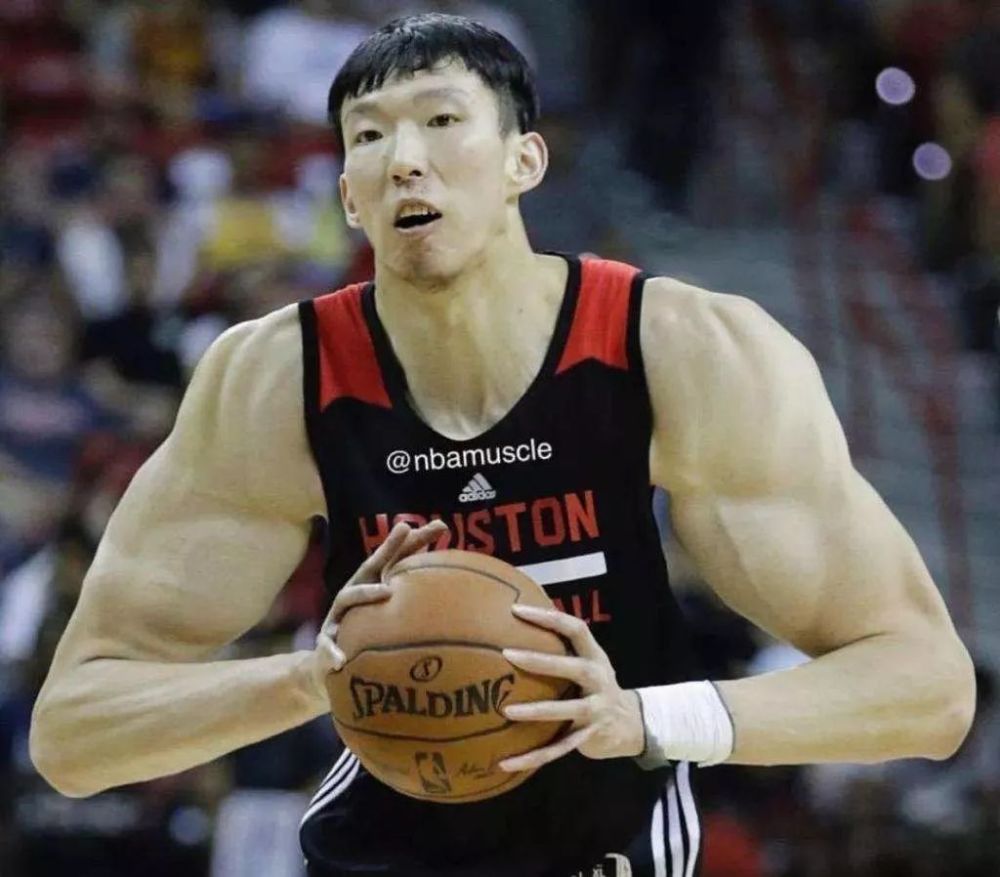 广东夺冠最大的隐患是易建联的健康问题,杜锋用马尚-布鲁克斯和威姆斯