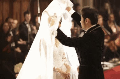 盘点5位女明星婚纱照,看完你也想结婚!