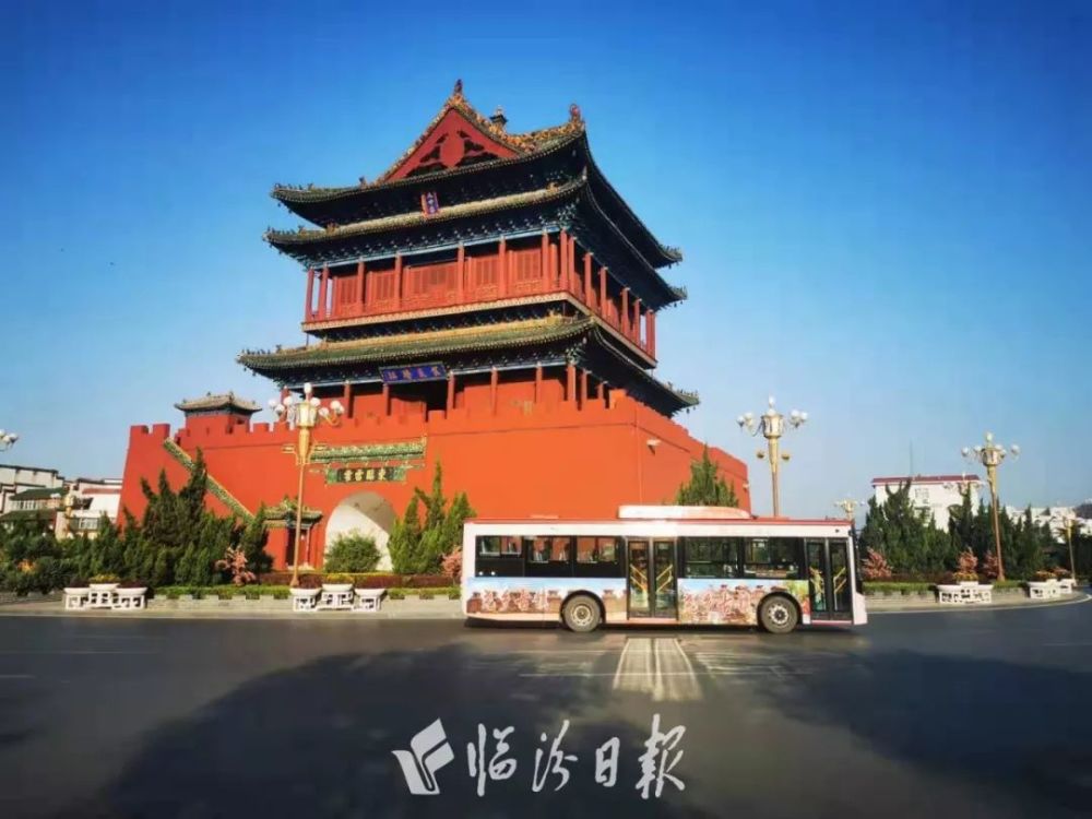热点:临汾公交的美丽女司机,有你认识的吗?