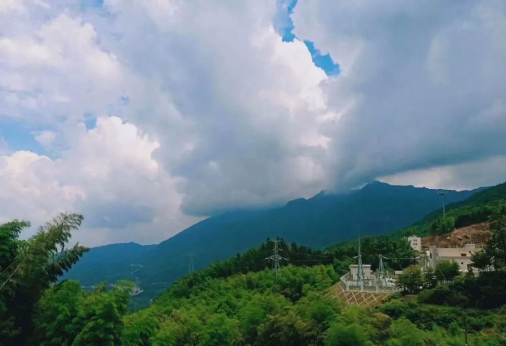 通城黄龙山,遇见了秋色,惊艳了眼球!