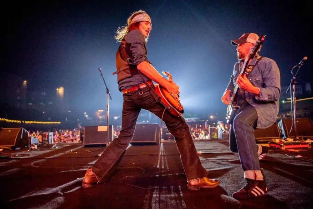 2019伏牛山大学生音乐节超燃万人摇滚现场,了解一下