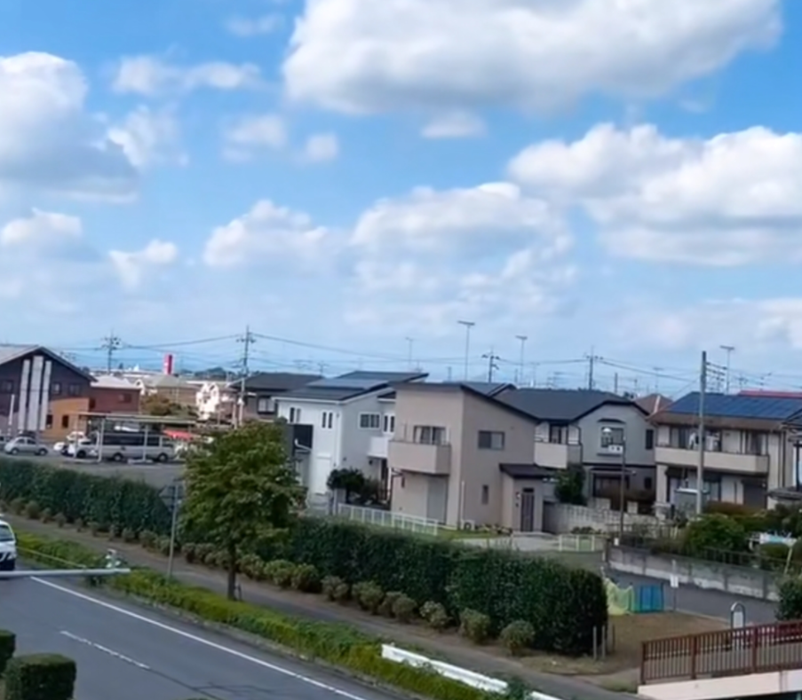 日本的农村人享受着和城市人一样的社会福利待遇,特别是政府对农村