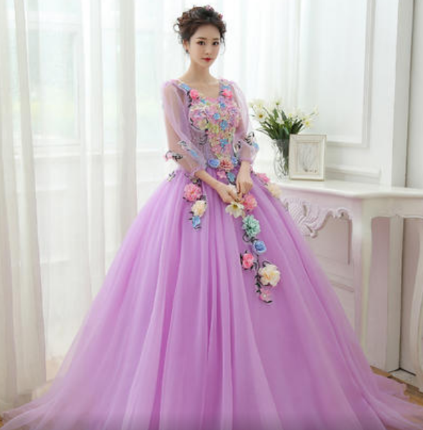 第一眼,凭直觉选一件喜欢的公主礼服,测试你在男人眼里是什么样的!